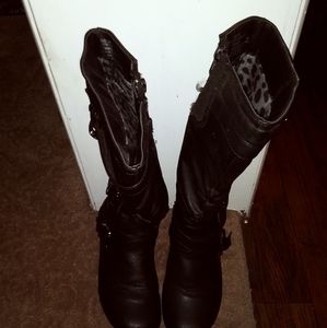Dominique Nicole boots